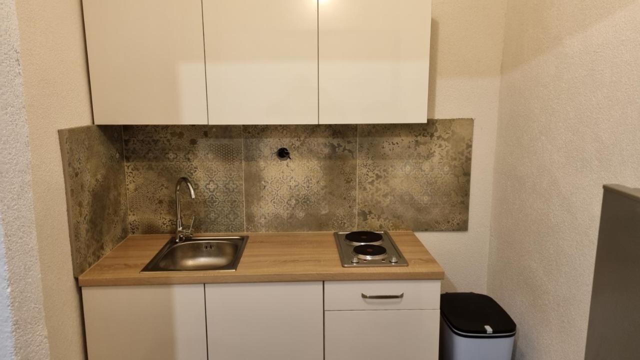 Holiday Home Jukic Pr Селине Экстерьер фото